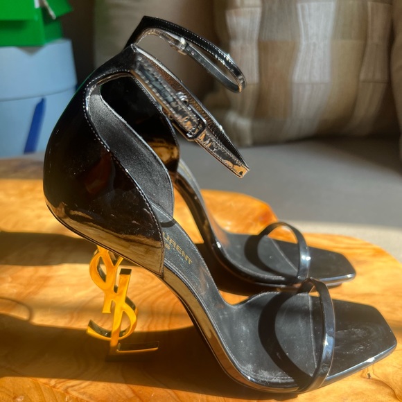 SAINT LAURENT
Opyum embellished patent-leather sandals - Picture 11 of 11